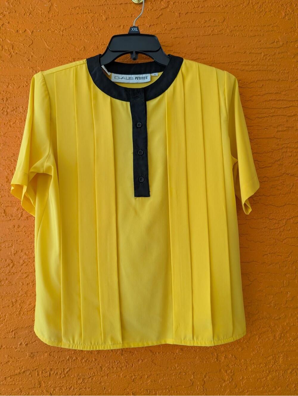 Vintage Chaus Petites Yellow Blouse Black Trim Short Sleeve Size 8
